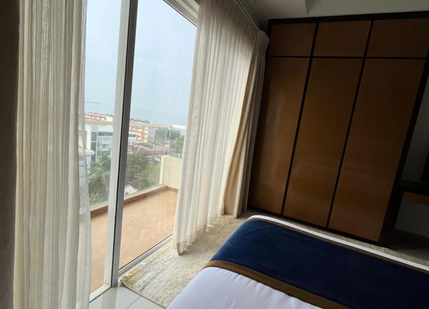 Negombo Ocean Breeze - Beach Haven Apartments By Serendib Vacations Sri Lanka