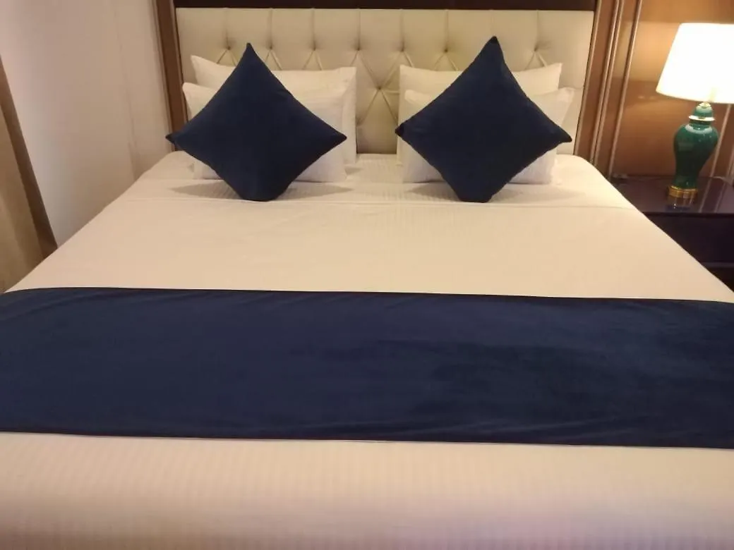 Negombo Ocean Breeze - Beach Haven Apartments By Serendib Vacations