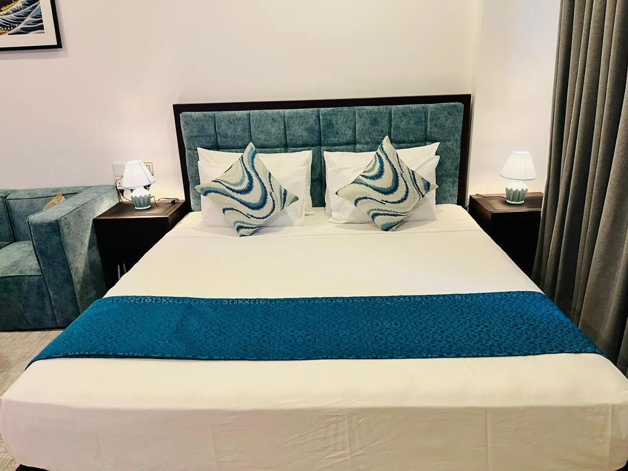 Negombo Ocean Breeze - Beach Haven Apartments By Serendib Vacations