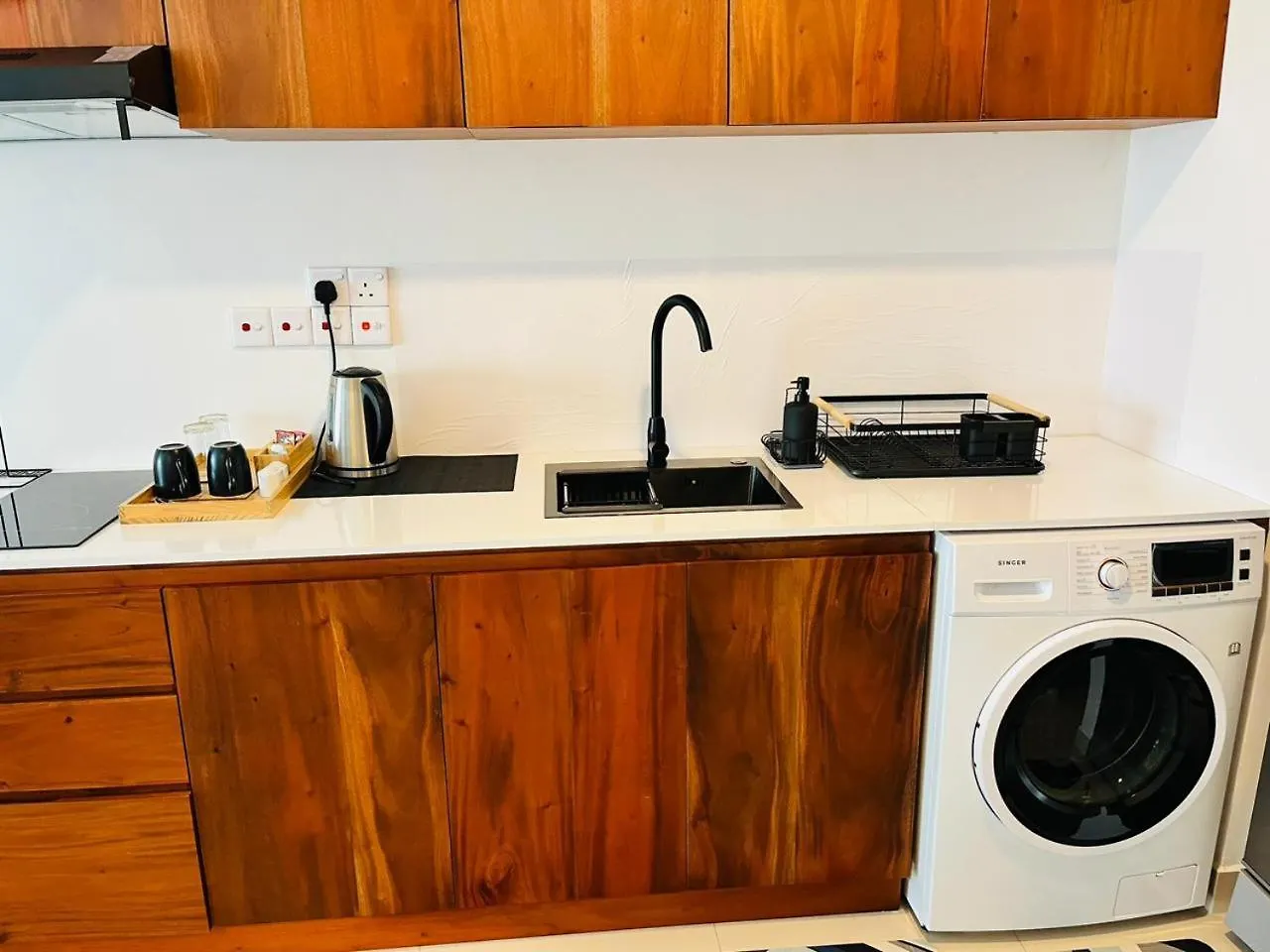 Negombo Ocean Breeze - Beach Haven Apartments By Serendib Vacations